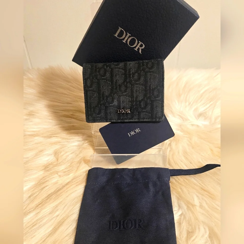 DIOR OBLIQUE COMPACT WALLET (full inclusion)